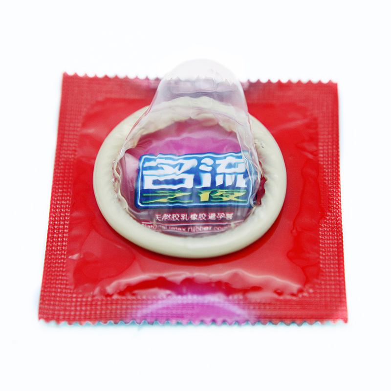 名流丝薄大油量量贩装安全套100只 无粉润滑畅爽